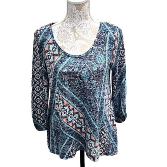 New Directions Top Tunic 3/4 Sleeve Boho  Back crocheted lace NWT Women's Medium - Picture 3 of 6
